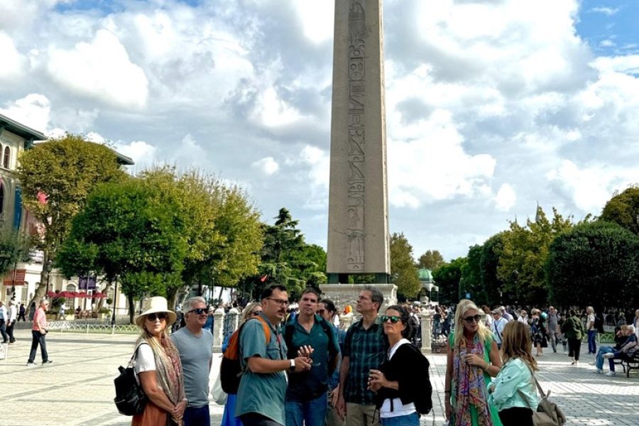 A Private Walking Tour That Takes You Through Byzantium, Constantinople, And The Bustling Istanbul Bazaars