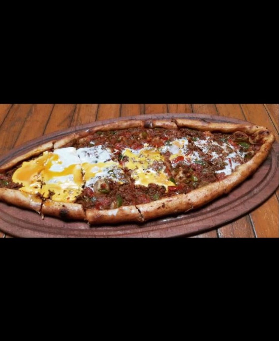 Have you ever eaten Turkish pita, which has been cooked with sawdust for a quarter of a century in the Ottoman oven in the historical Han ( Inn )?